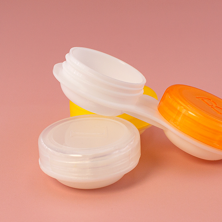 Contact Lens Cases Detail